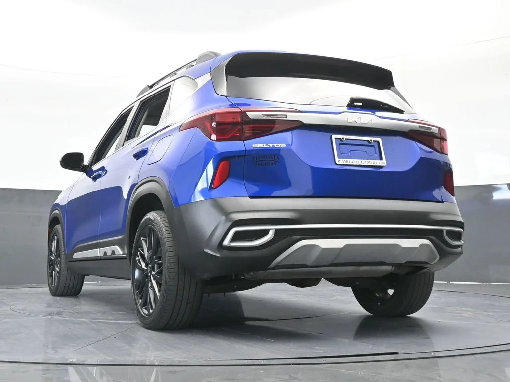 Used 2022 Neptune Blue Kia Nightfall image 56
