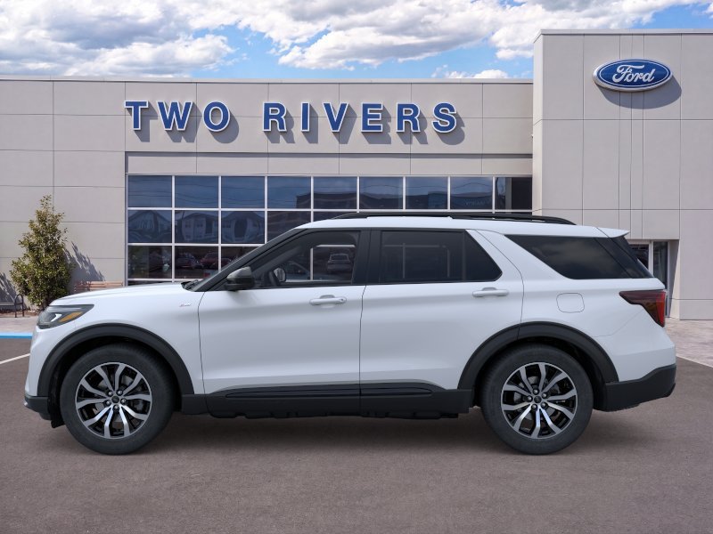 New 2026 Space White Metallic Ford ST-Line image 3