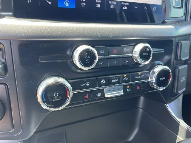 New 2026 Oxford White Ford XLT image 20