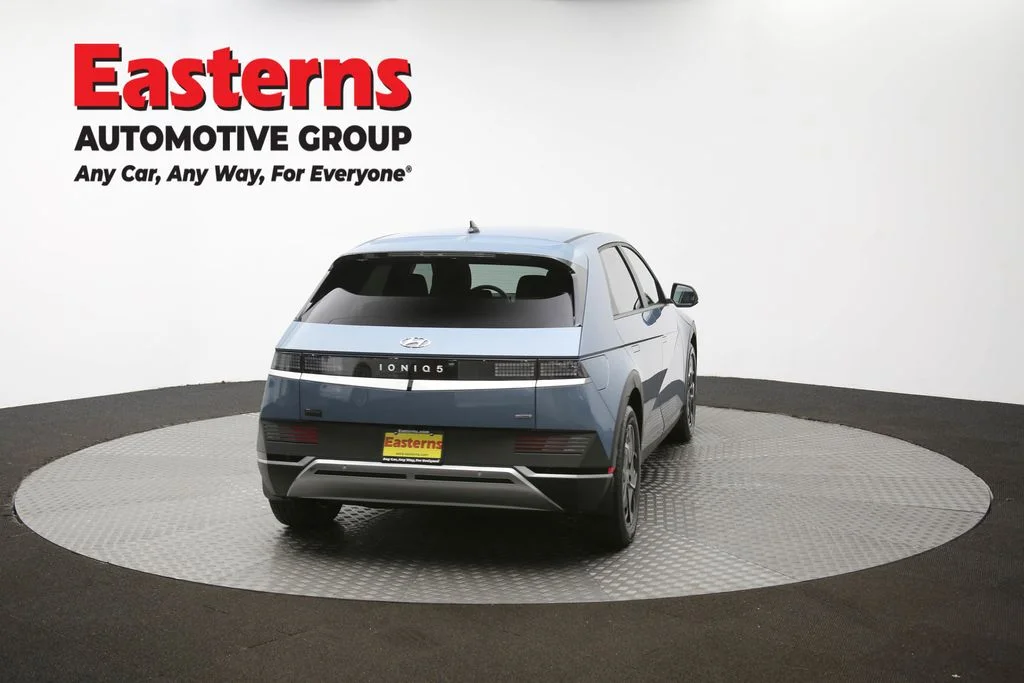 Used 2023 Blue Hyundai SE image 35