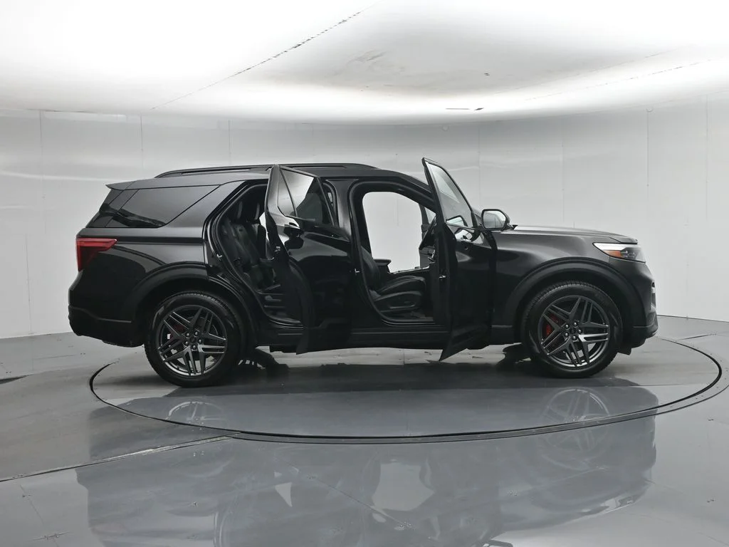 Used 2023 Black Ford ST image 4