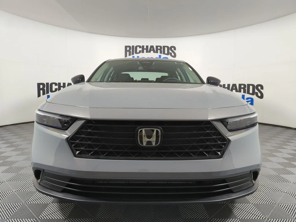 New 2026 Urban Gray Pearl Honda SE image 8