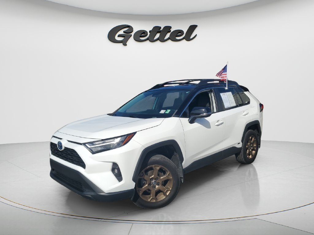 Used 2023 White Toyota Woodland Edition image 1