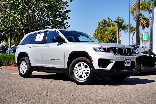 2023 Jeep Grand Cherokee Laredo