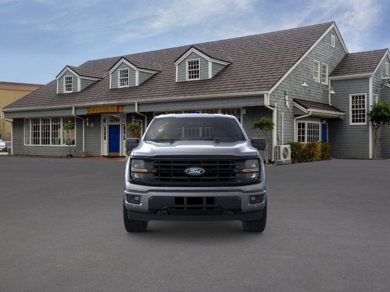 New 2026 Carbonized Gray Metallic Ford XLT image 6