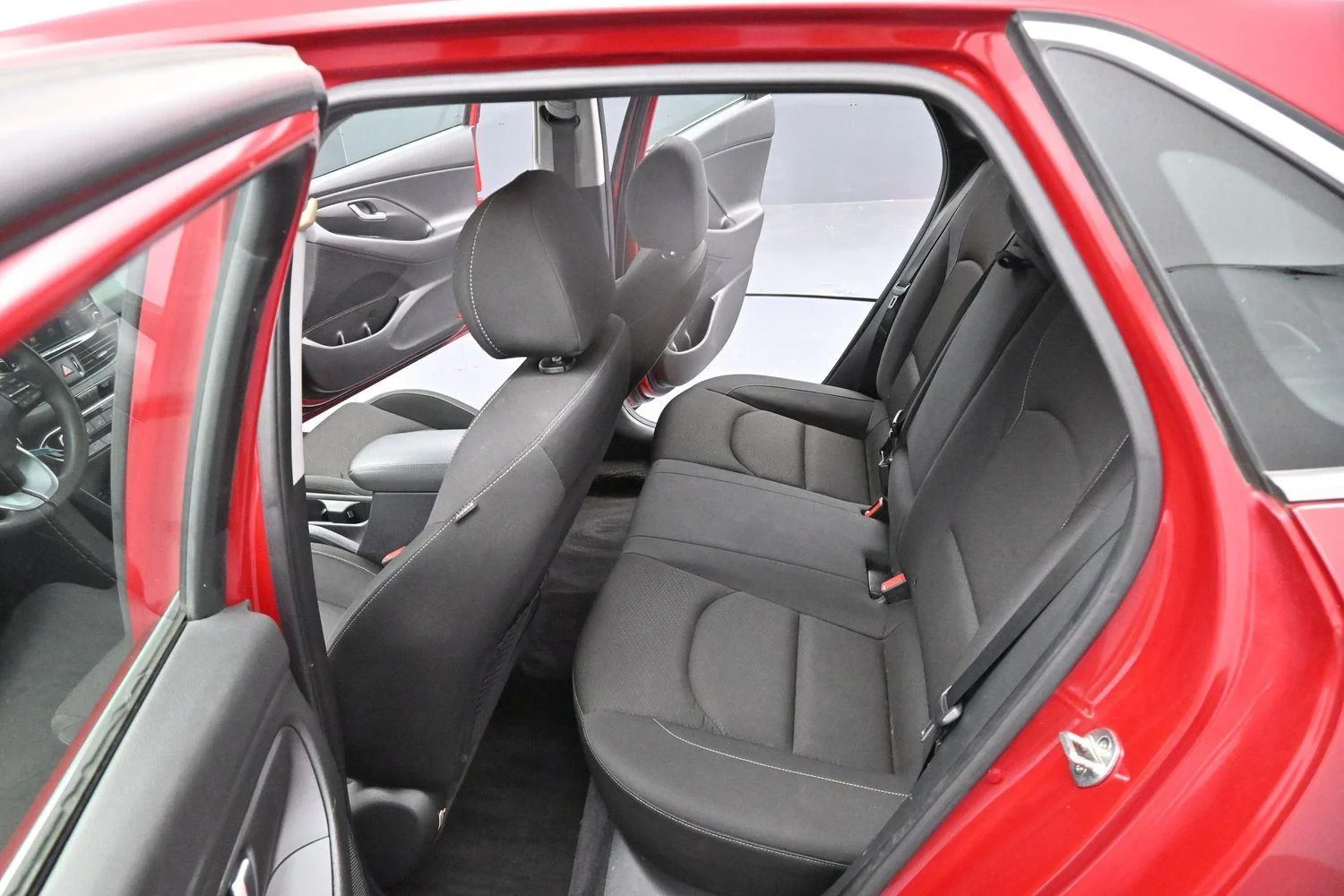 Used 2019 Scarlet Red Pearl Hyundai Auto image 28