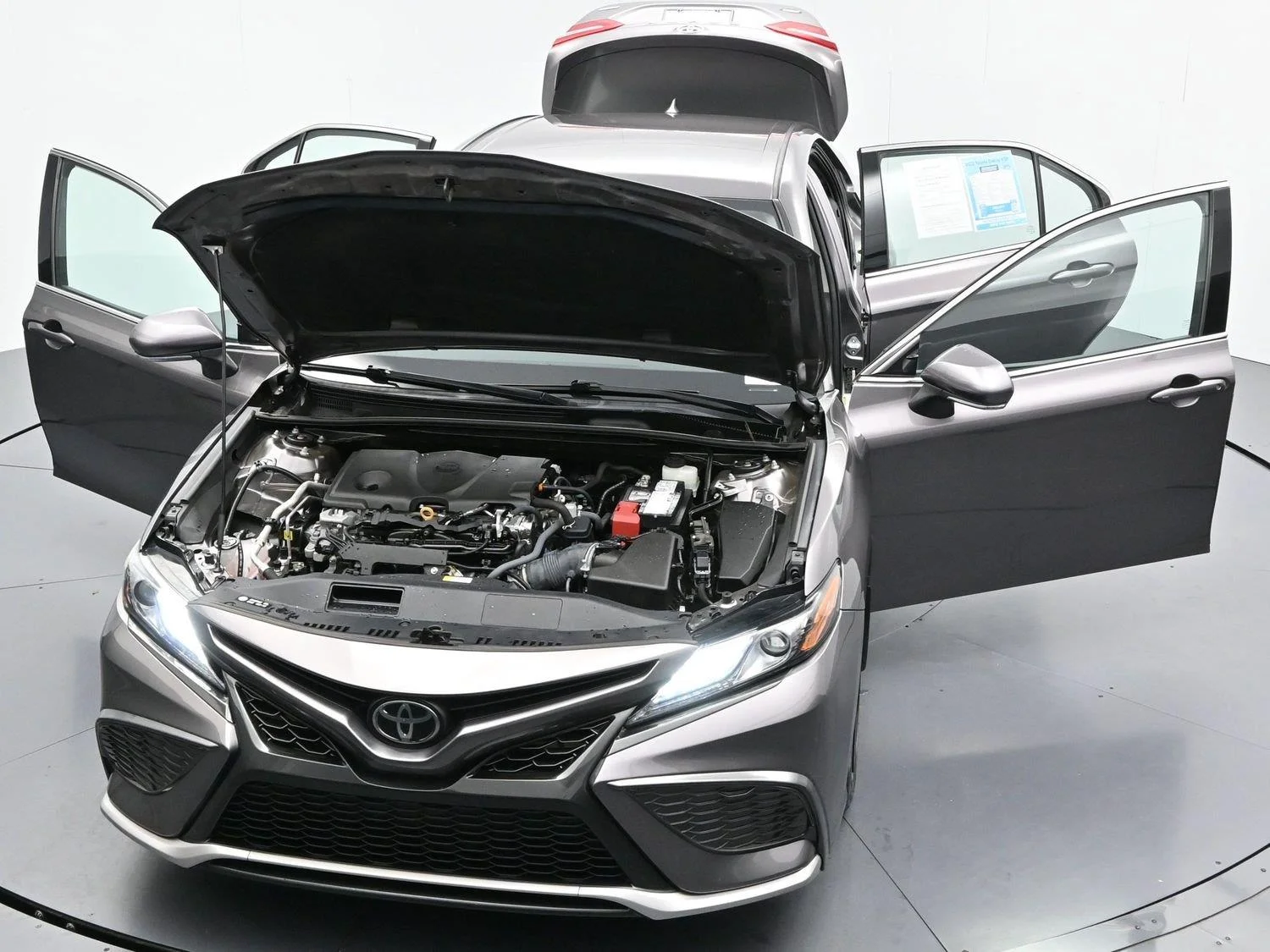 Used 2022 Predawn Gray Mica Toyota XSE image 45