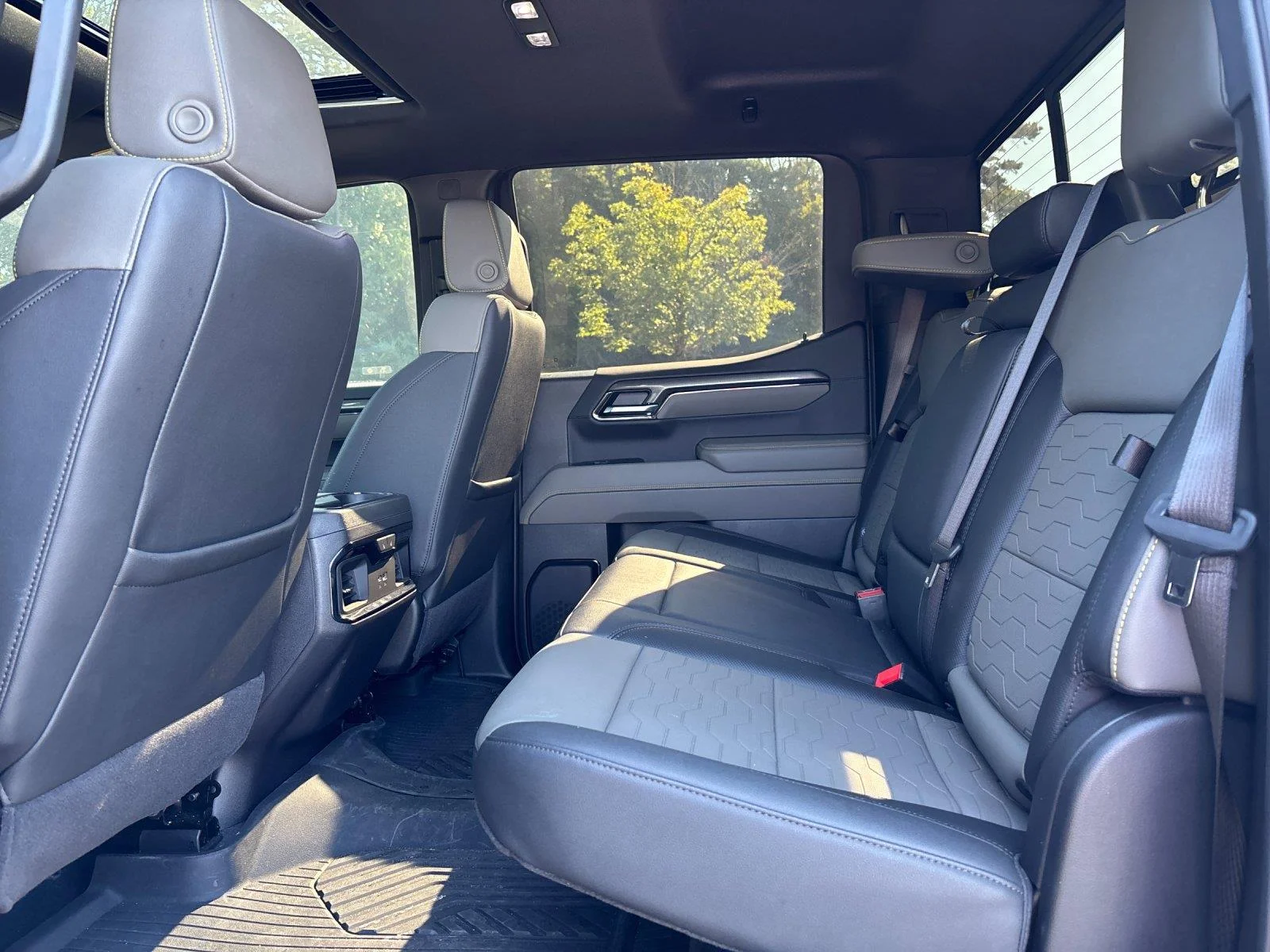 Used 2025 Black Chevrolet ZR2 Bison image 33
