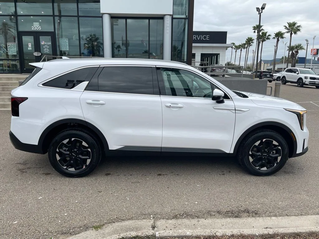 New 2026 White Kia S image 10