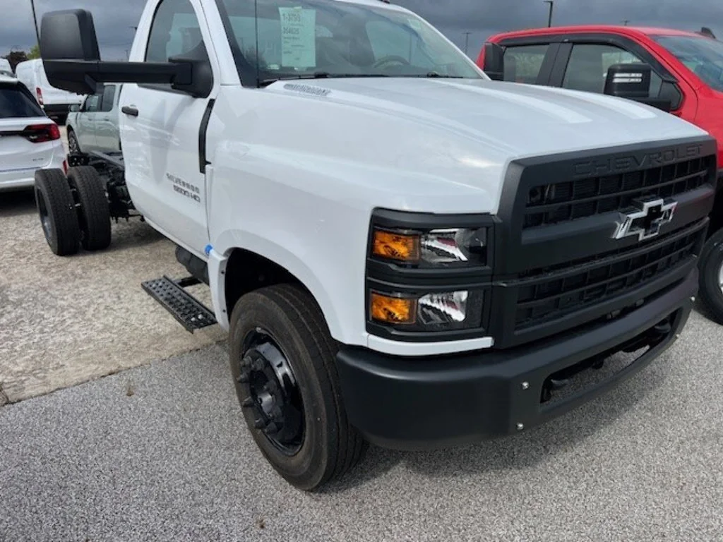 New 2024 Summit White Chevrolet Work Truck image 6