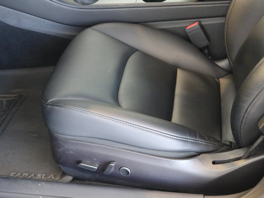 Used 2022 Silver Tesla Long Range image 24