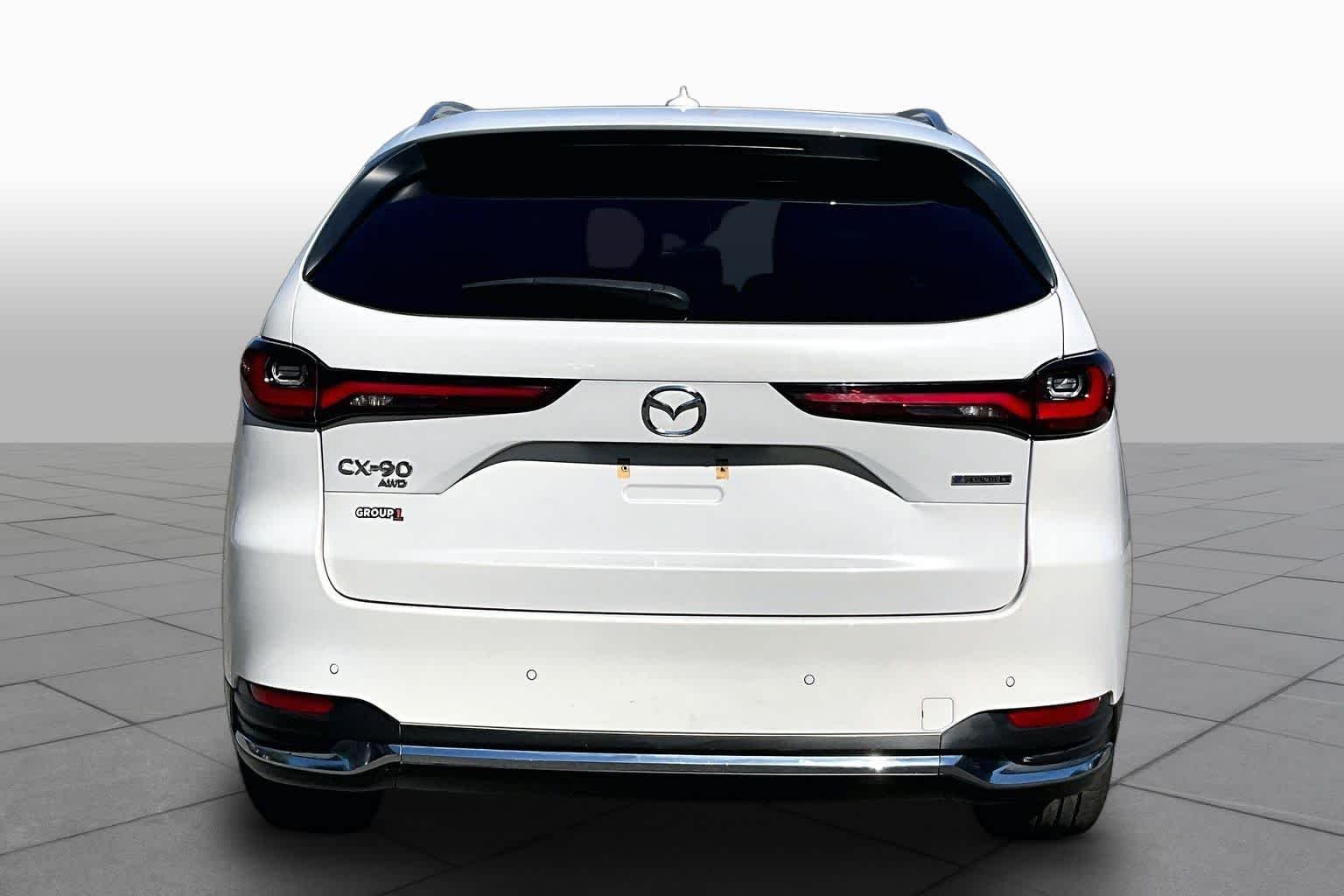 Used 2024 Rhodium White Premium Mazda 3.3 Turbo Premium Plus image 5