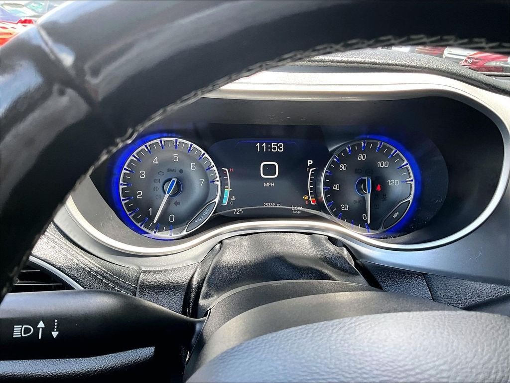Used 2021 White Chrysler Touring L image 25