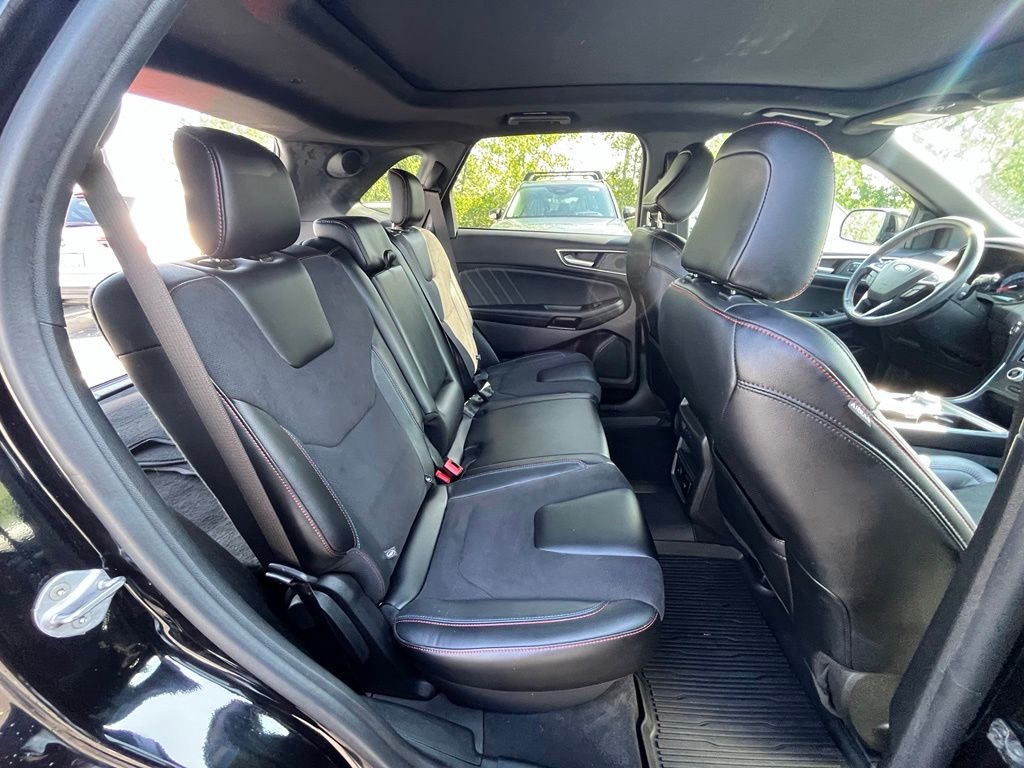 Used 2024 Black Ford ST image 24