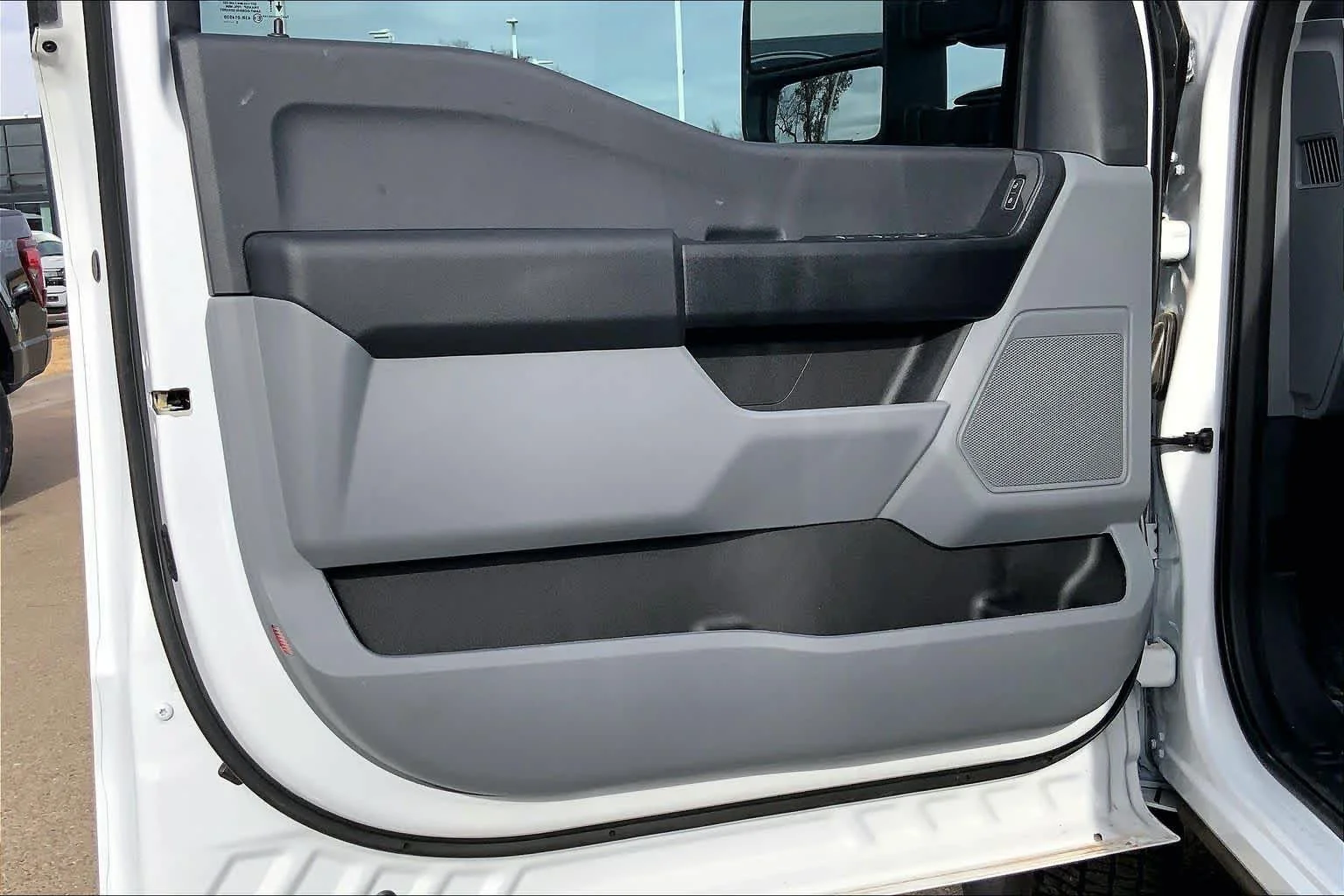 2026 Ford F-350 Super Duty XL - Photo 10