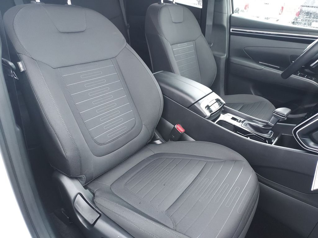 Used 2023 White Hyundai SEL Premium image 31