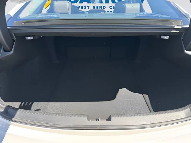 Used 2022 White Acura Advance image 21