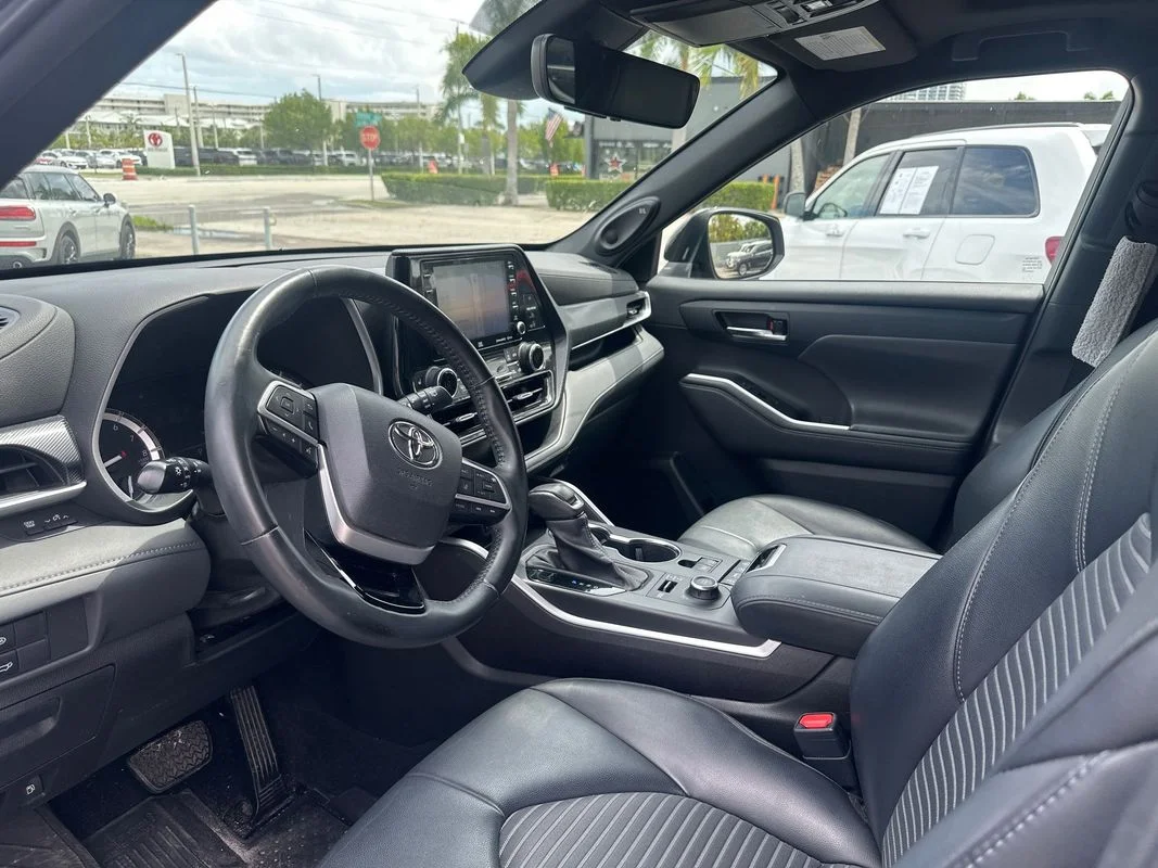 Used 2022 Gray Toyota XSE image 16