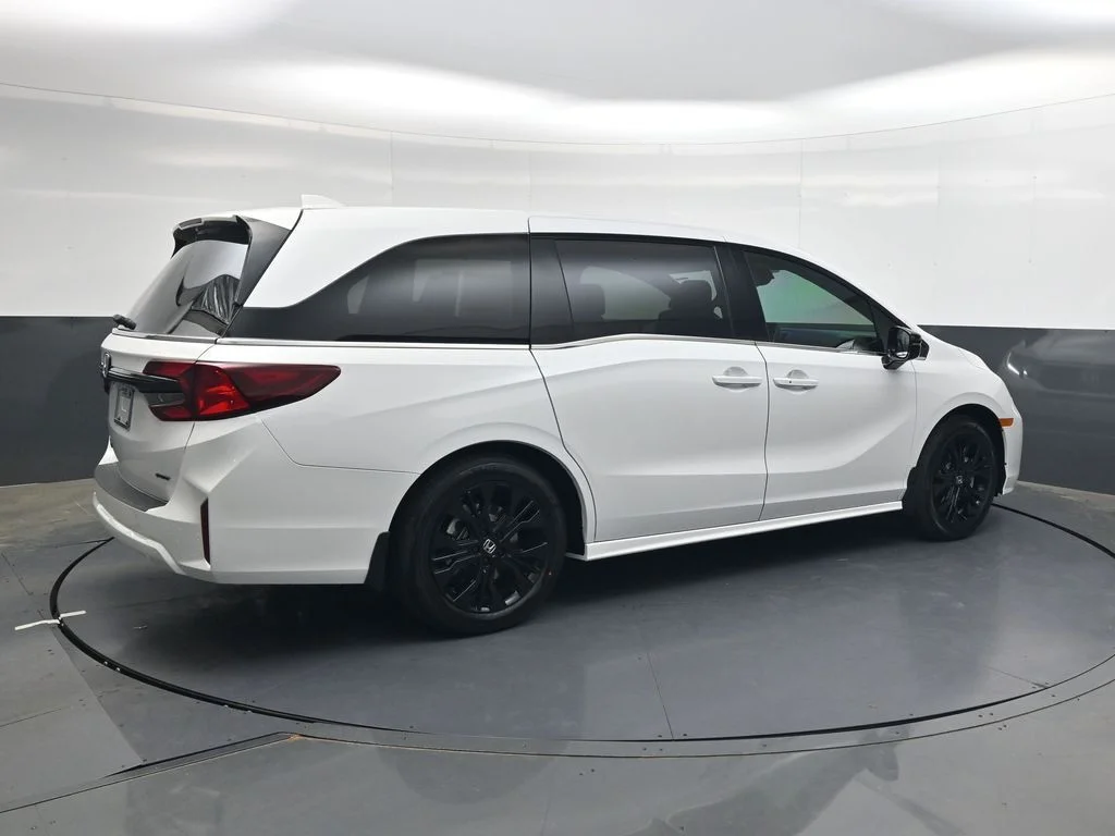 New 2026 Platinum White Pearl Honda Sport-L image 4