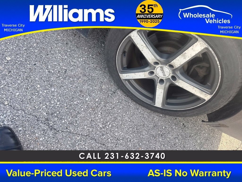 Used 2011 Dark Graphite BMW 535i xDrive image 17