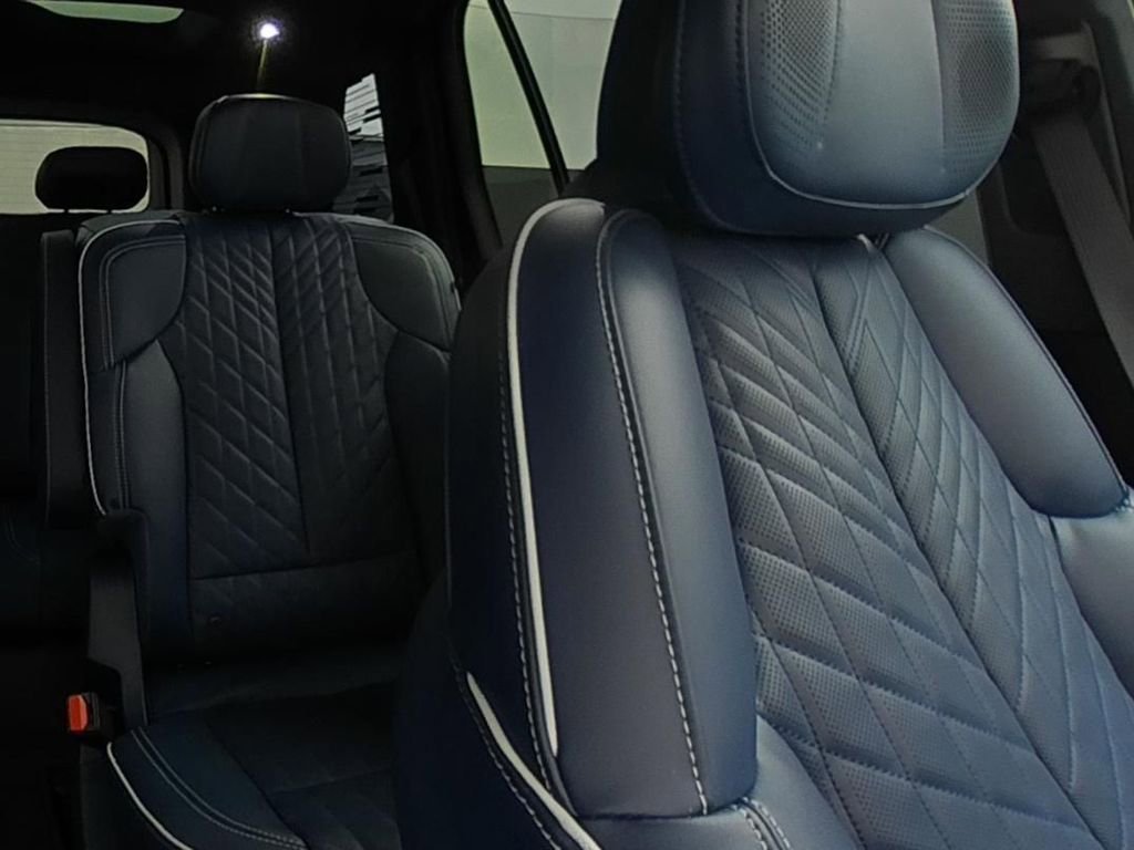 2026 Cadillac VISTIQ Premium Luxury - Photo 15
