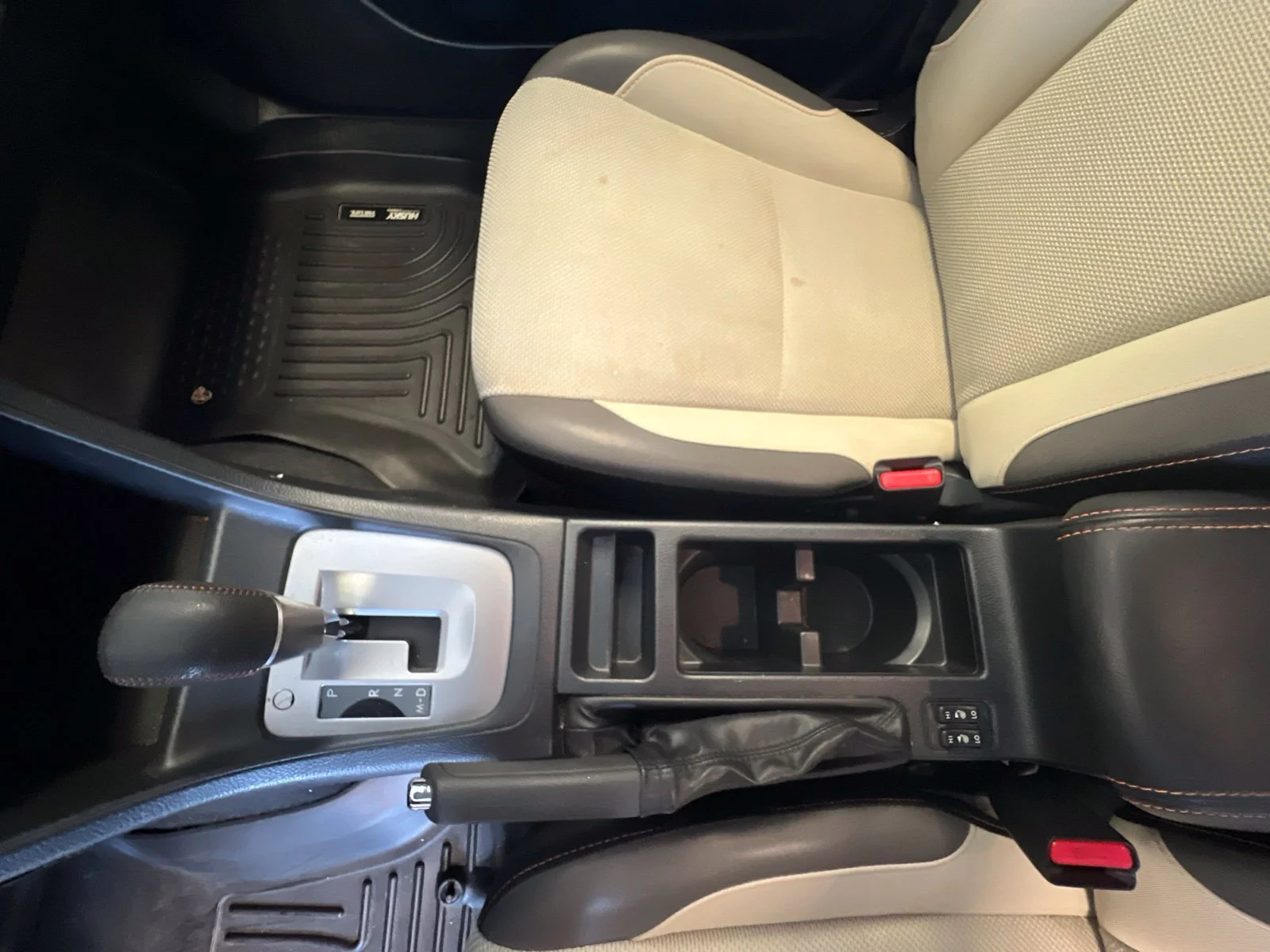 Used 2016 Venetian Red Pearl Subaru 2.0i Premium image 23