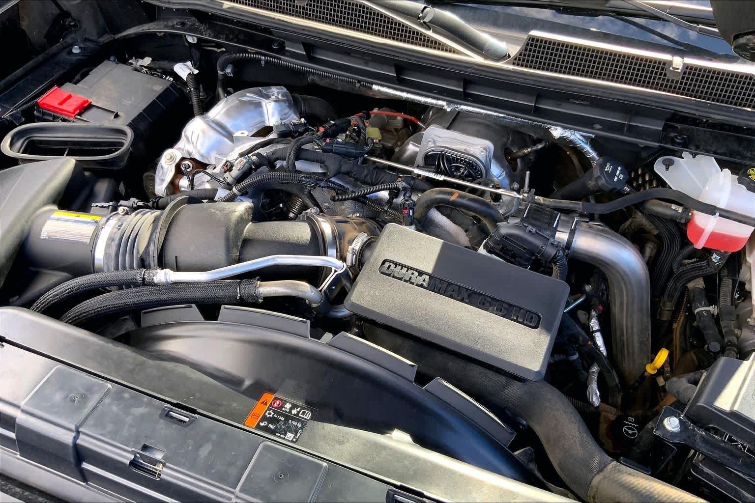 Used 2024 Black Chevrolet High Country image 33