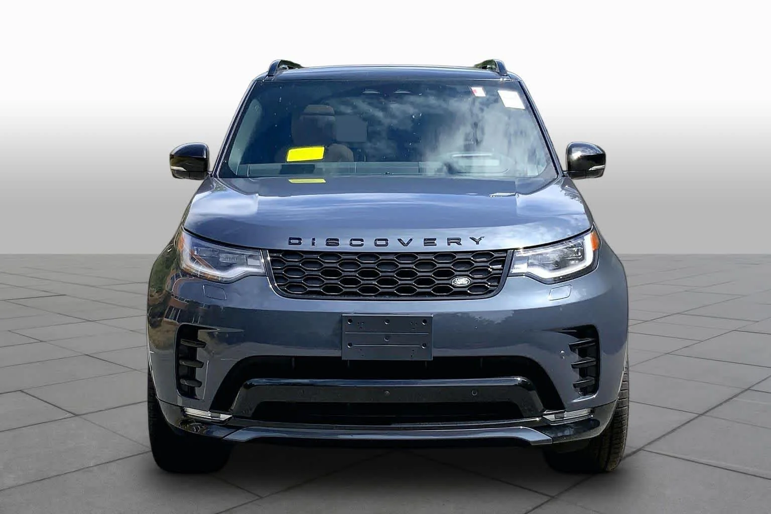 New 2026 Varesine Blue Land Rover Dynamic SE image 2