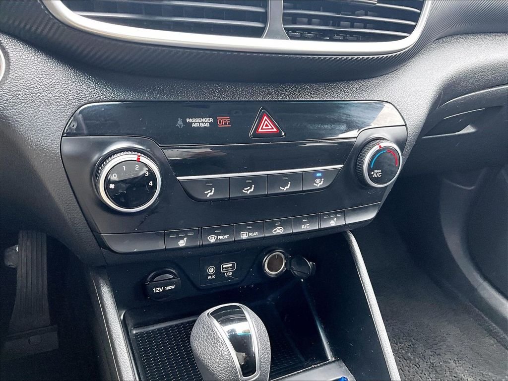 Used 2019 Black Hyundai Value image 26