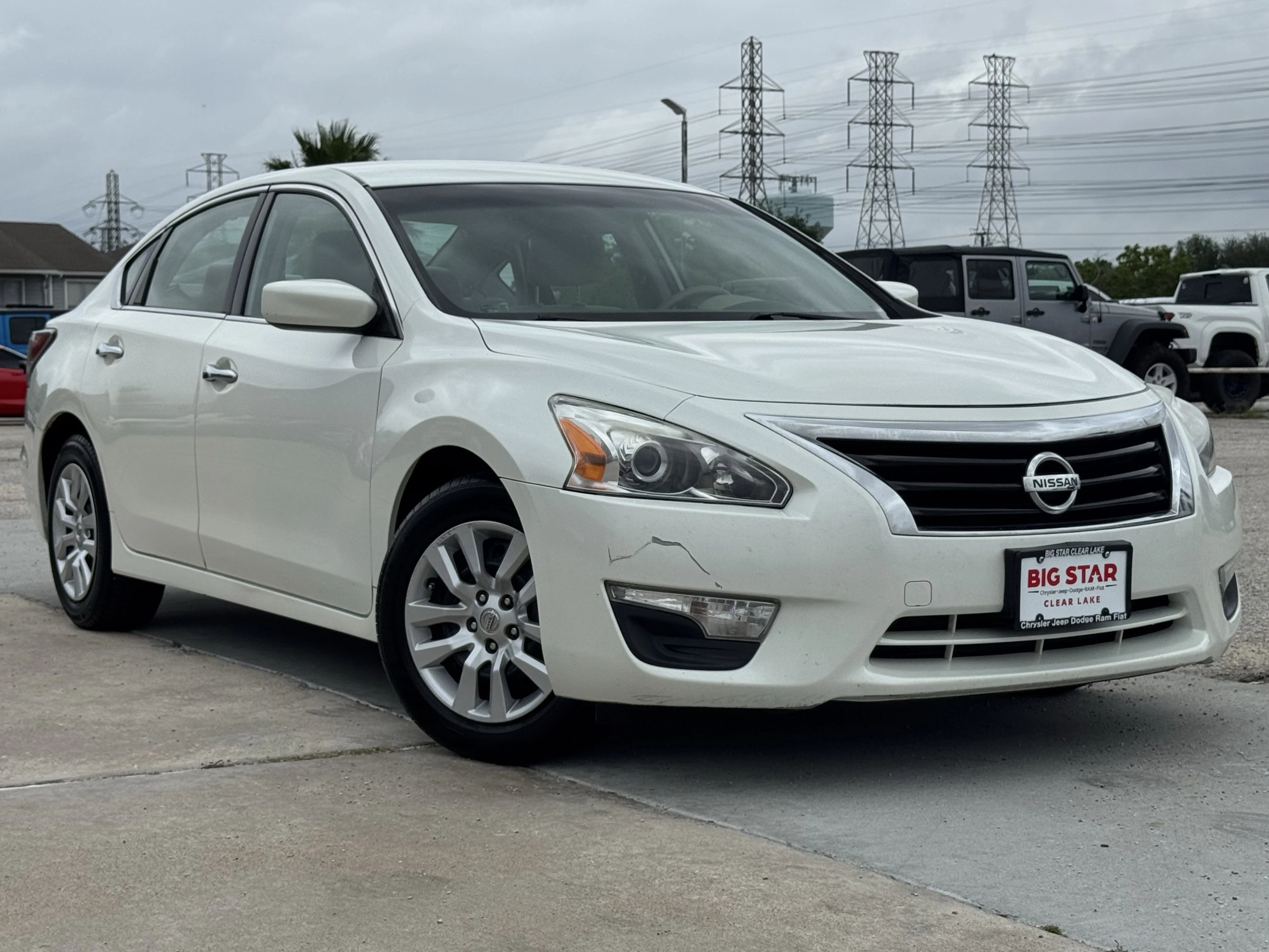 Used 2014 Nissan Altima S with VIN 1N4AL3AP5EN230108 for sale in Webster, TX