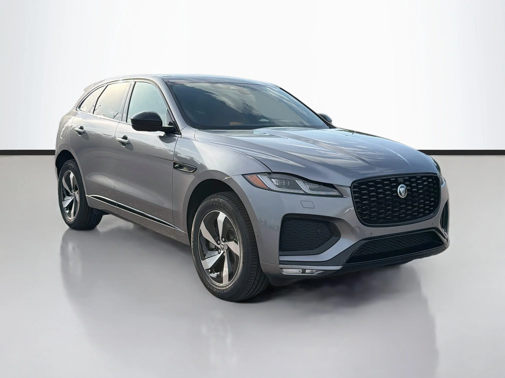2026 Jaguar F-Pace R-Dynamic S - Photo 7