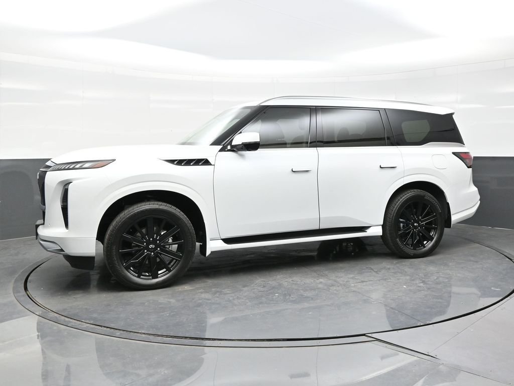 New 2026 RADIANT WHITE INFINITI Luxe 4WD image 3