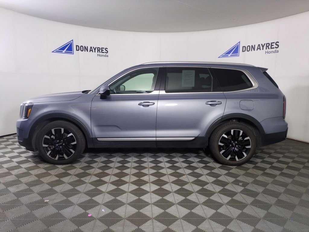Used 2024 Silver Kia SX image 2