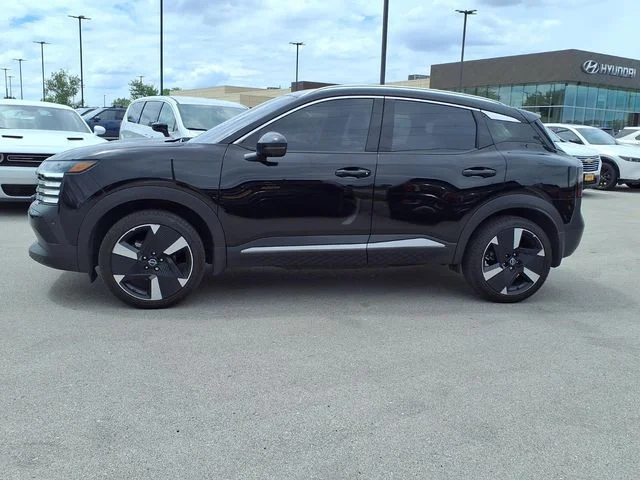 Used 2025 Black Nissan SR image 3