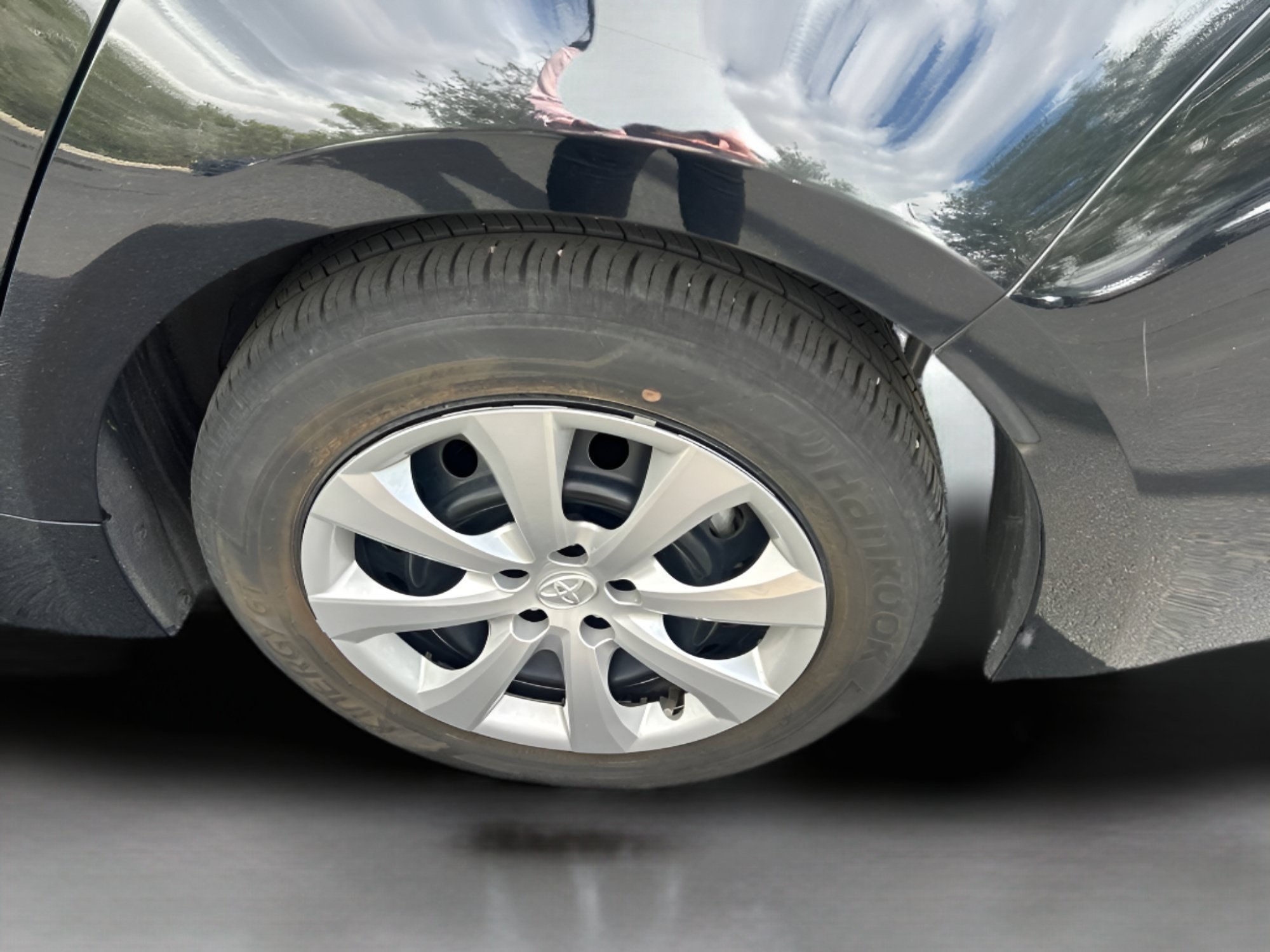 Used 2025 Midnight Black Metallic Toyota LE image 16