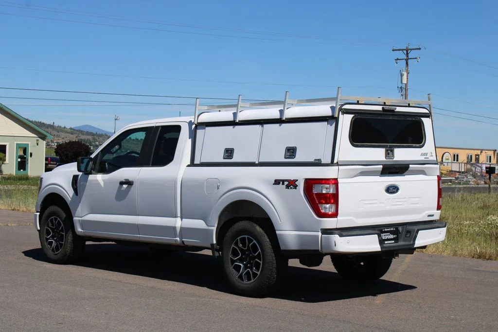 Used 2023 Oxford White Ford XL image 4