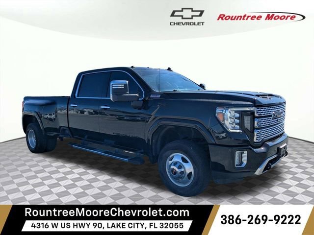 2022 GMC Sierra 4WD Crew Cab Long Box DRW Denali's photo