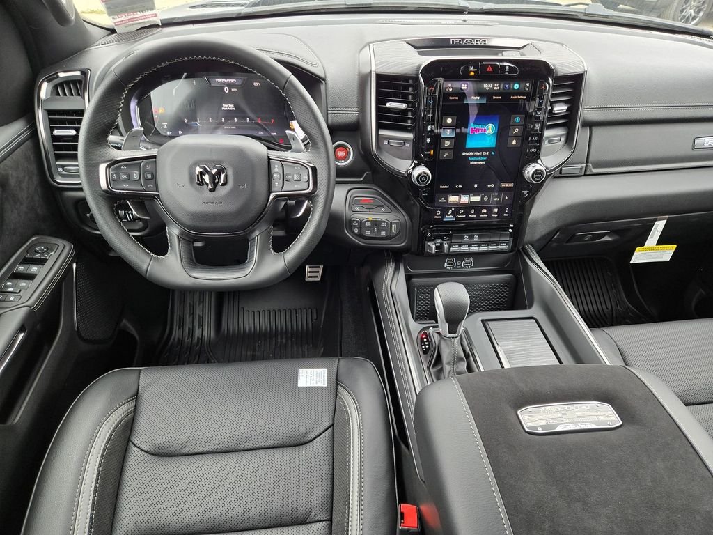 New 2026 Diamond Black Crystal Pearl-Coat Exterior Paint RAM RHO image 7