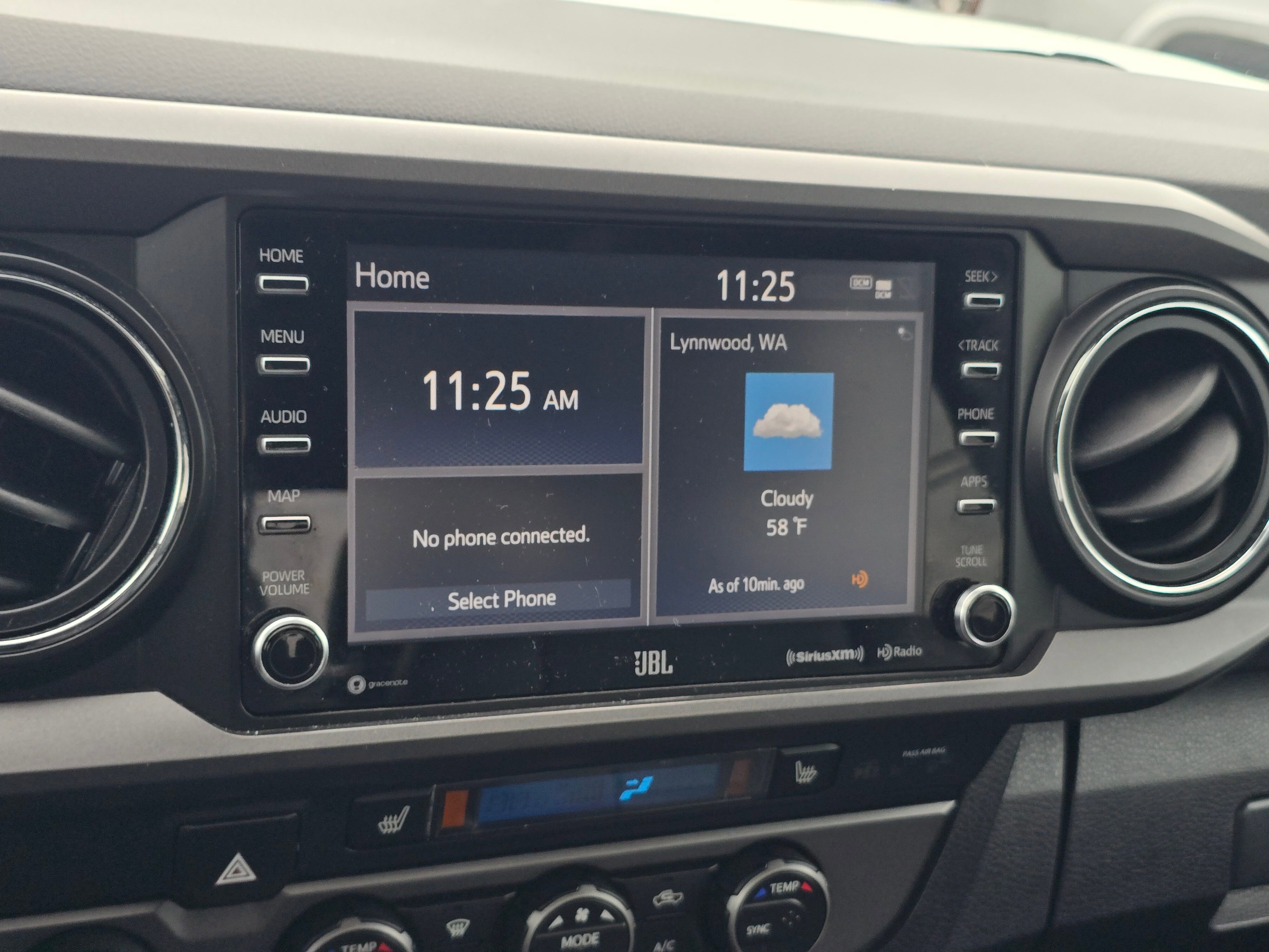 Used 2021  Toyota SR image 28