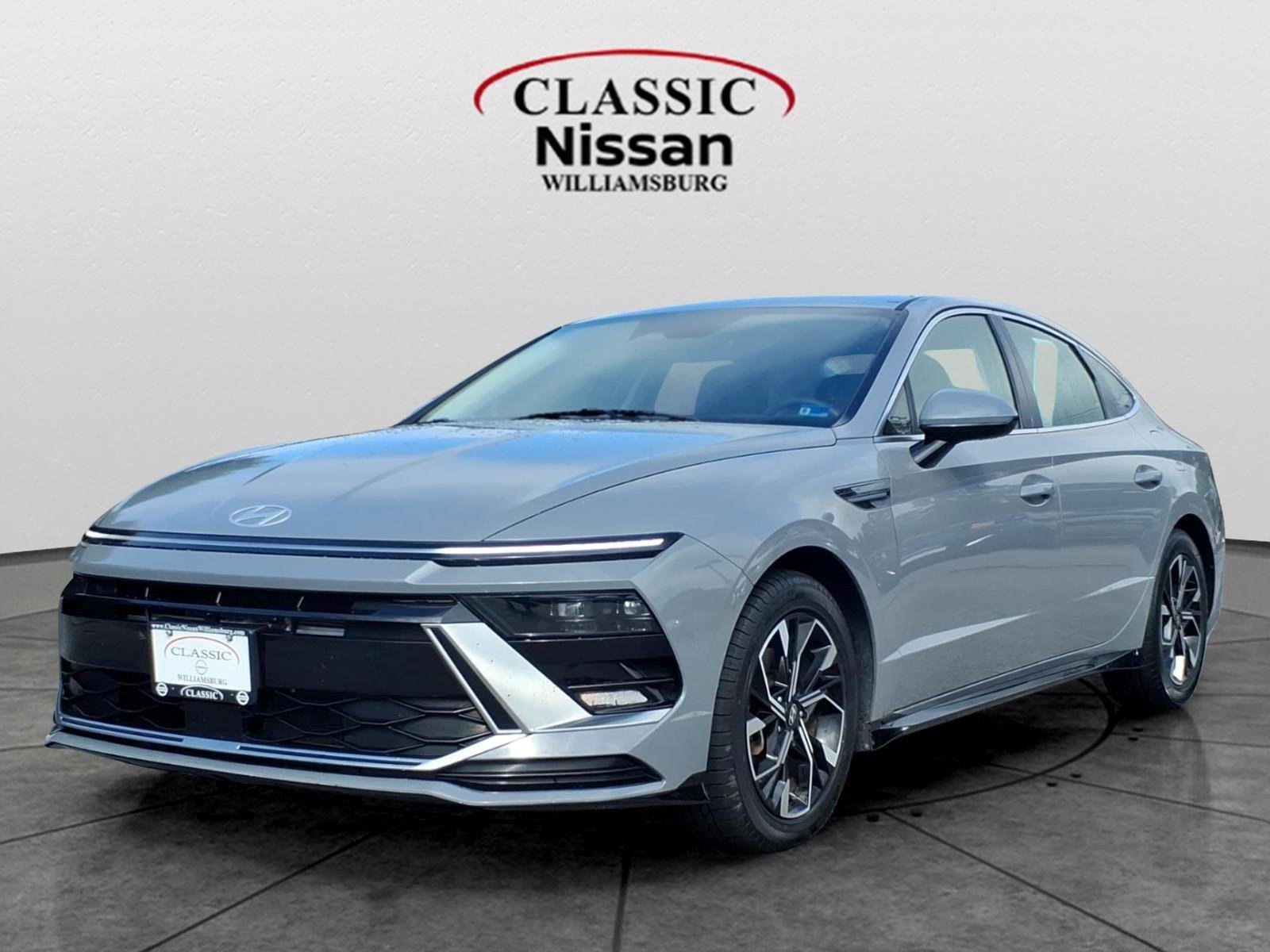 Used 2024 Transmission Blue Hyundai SEL image 1