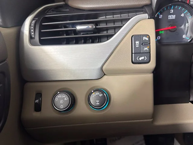 Used 2020 Gray GMC SLT image 21