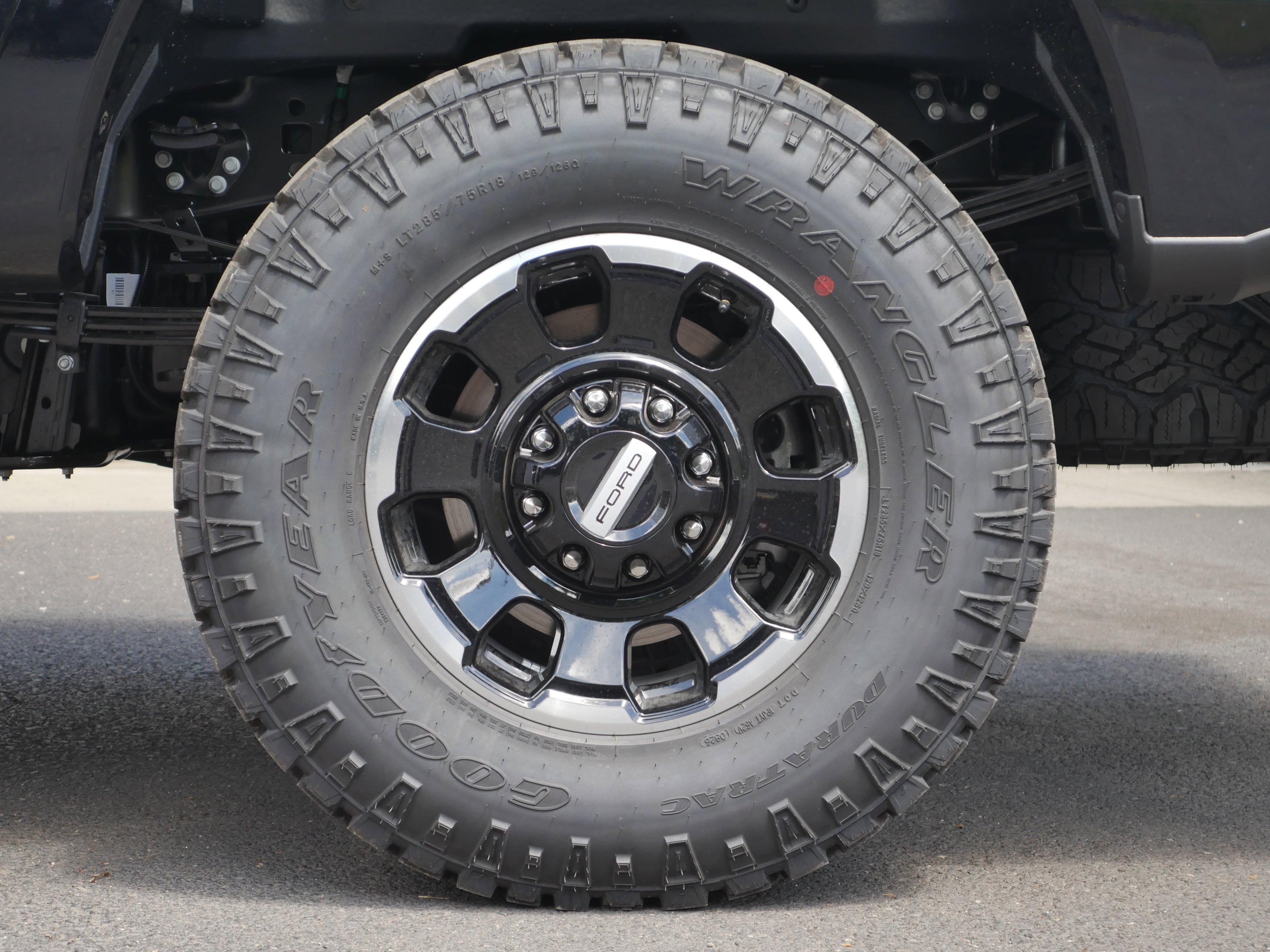 New 2026 Agate Black Metallic Ford F-350® Platinum® image 22