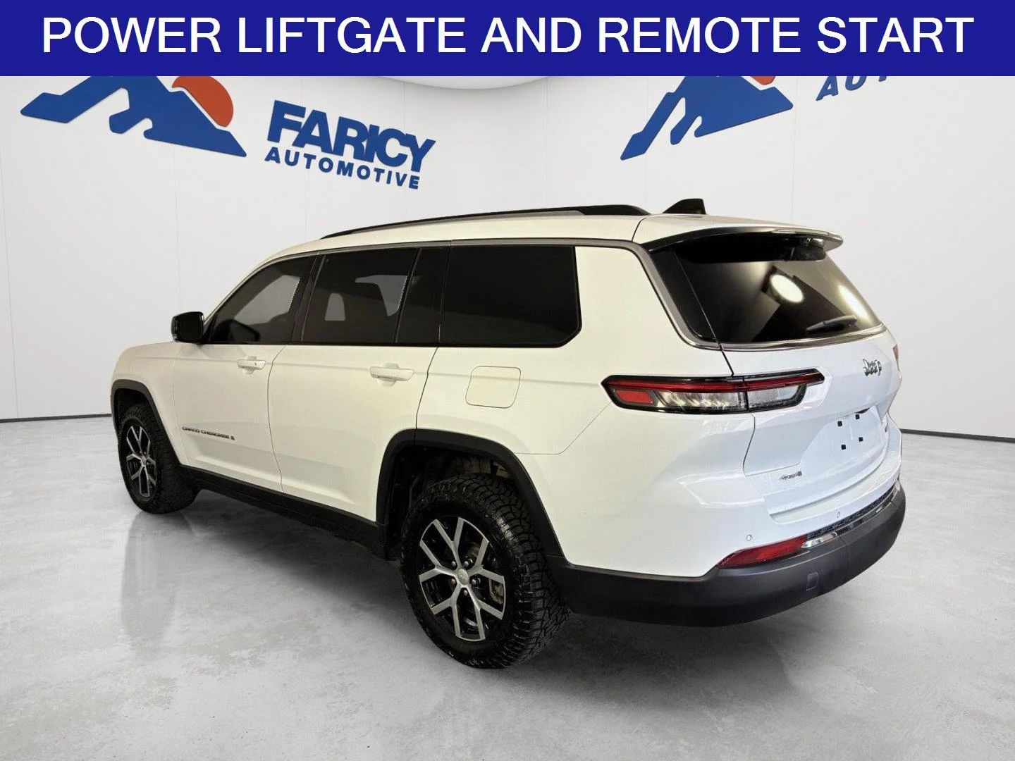 Used 2023 Bright White Clearcoat Jeep Limited image 7
