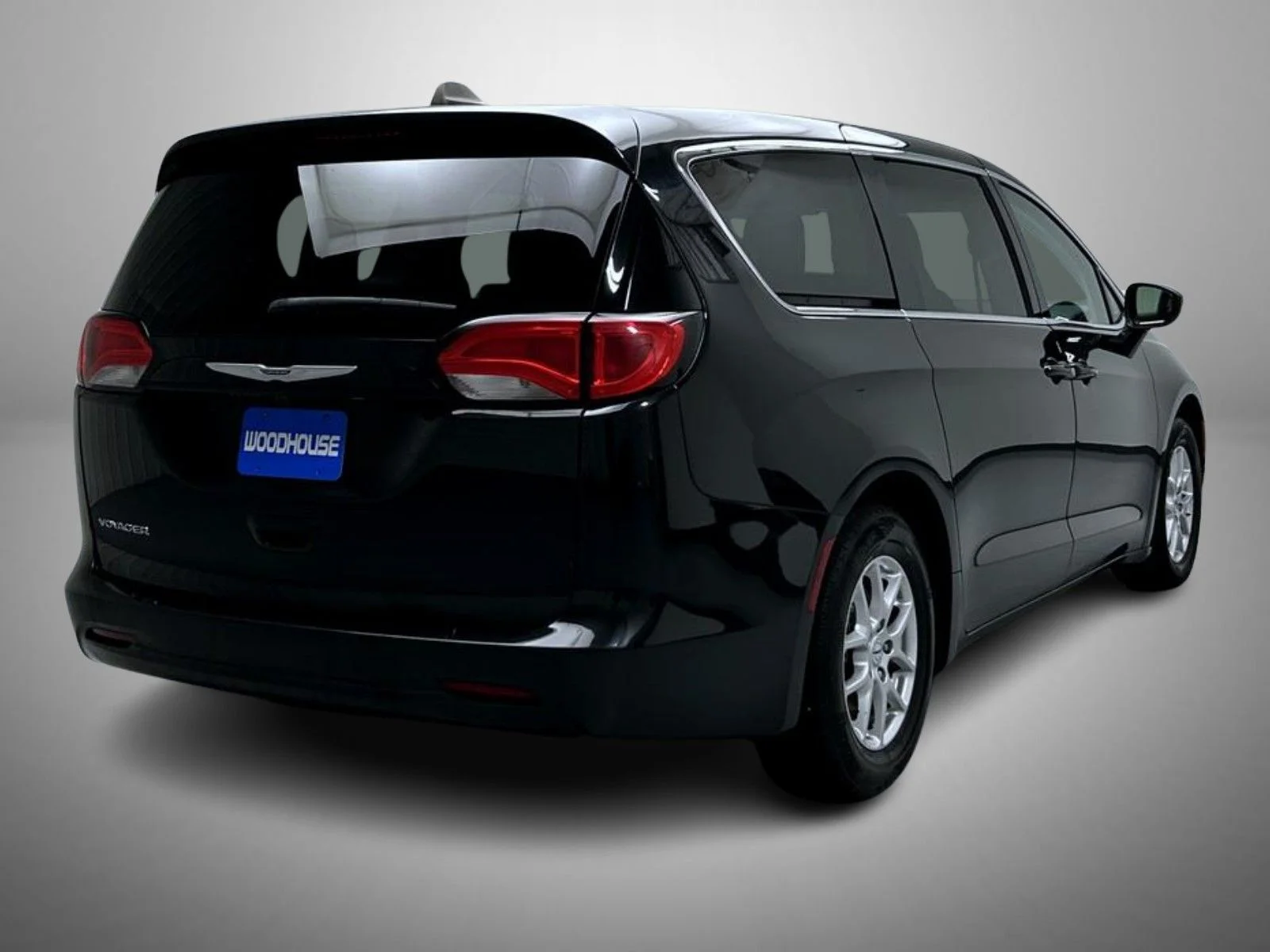 Used 2023 Black Chrysler LX image 5