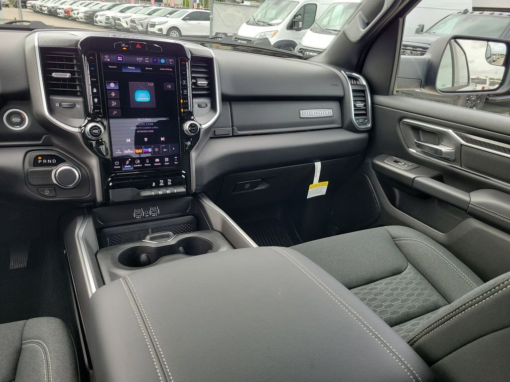 New 2026 Diamond Black Crystal Pearl-Coat Exterior Paint RAM Big Horn/Lone Star image 21