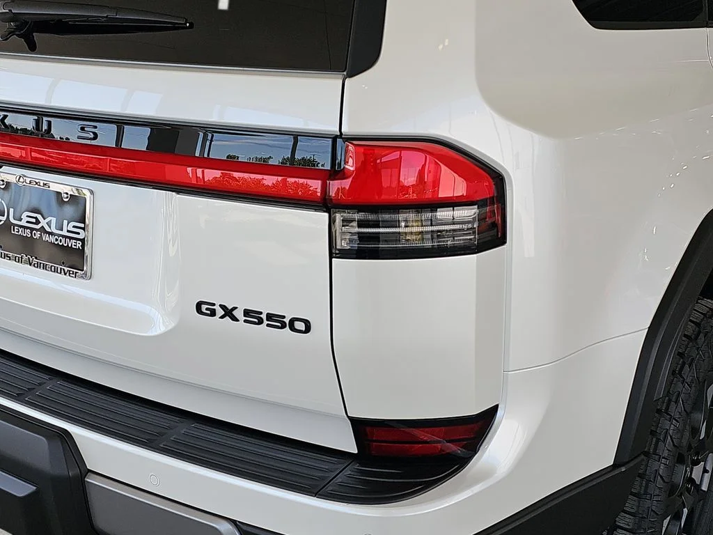 New 2026  Lexus 550 Overtrail image 31