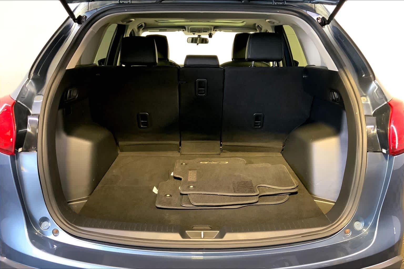 Used 2016 Blue Reflex Mica Mazda Grand Touring image 37