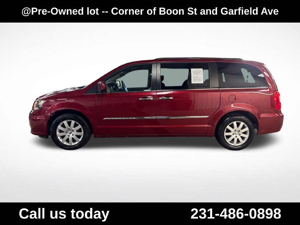 Used 2014 Chrysler Town & Country Touring with VIN 2C4RC1BG5ER455275 for sale in Traverse City, MI