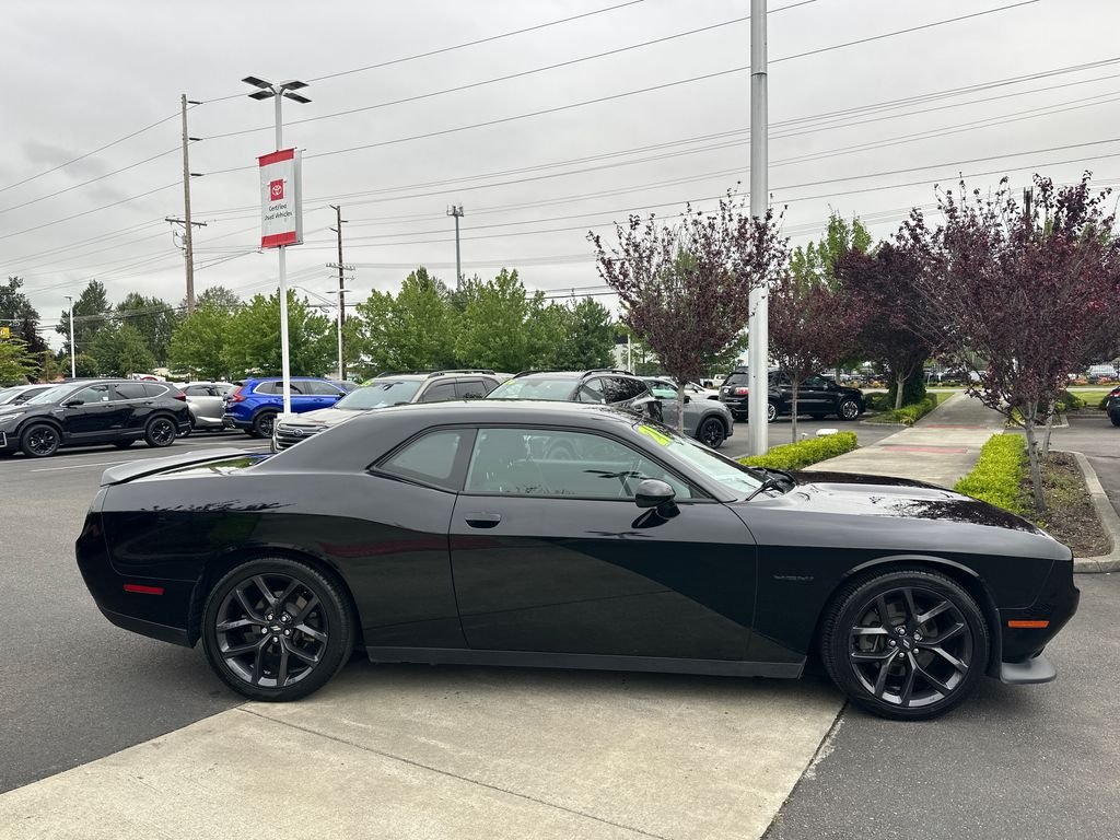 Used 2021 Pitch Black Clearcoat Dodge R/T image 6