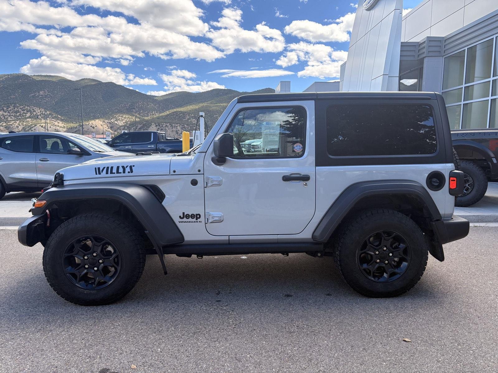 Used 2023 Silver Zynith Clearcoat Jeep Willys image 2